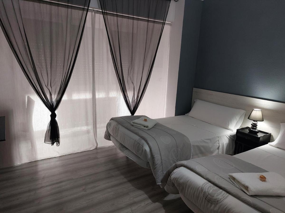 Pension Saint Mateo Логроньо Экстерьер фото