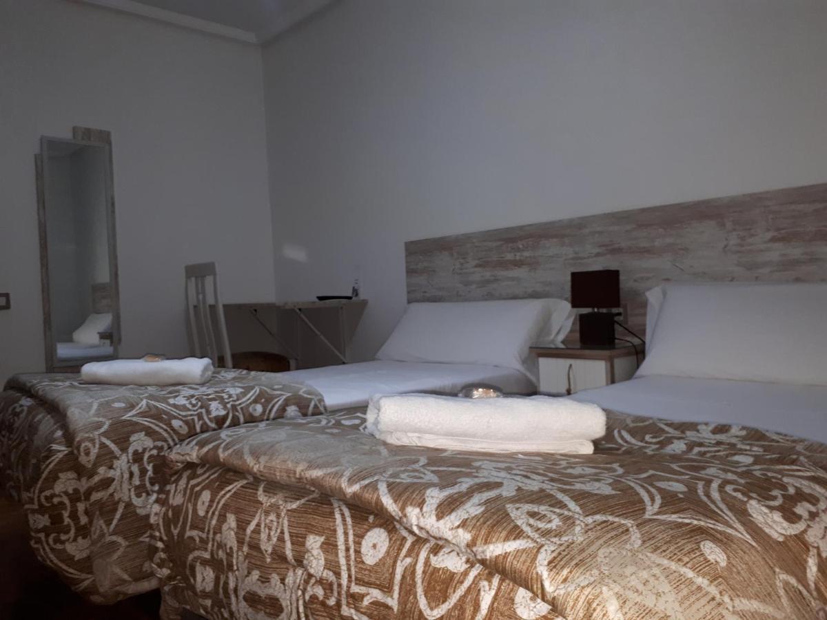 Pension Saint Mateo Логроньо Экстерьер фото